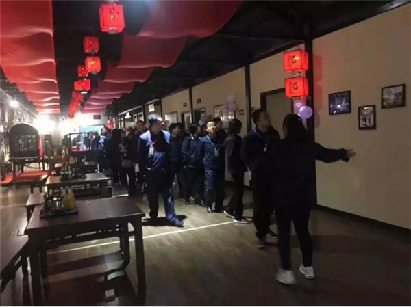 雙十一_酒_任性！全場半價，西安這家店也是拼了！211.jpg