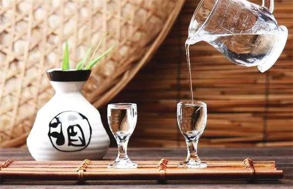 中秋酒禮丨月已滿，杯莫空，佳節(jié)有酒萬事足！509.jpg